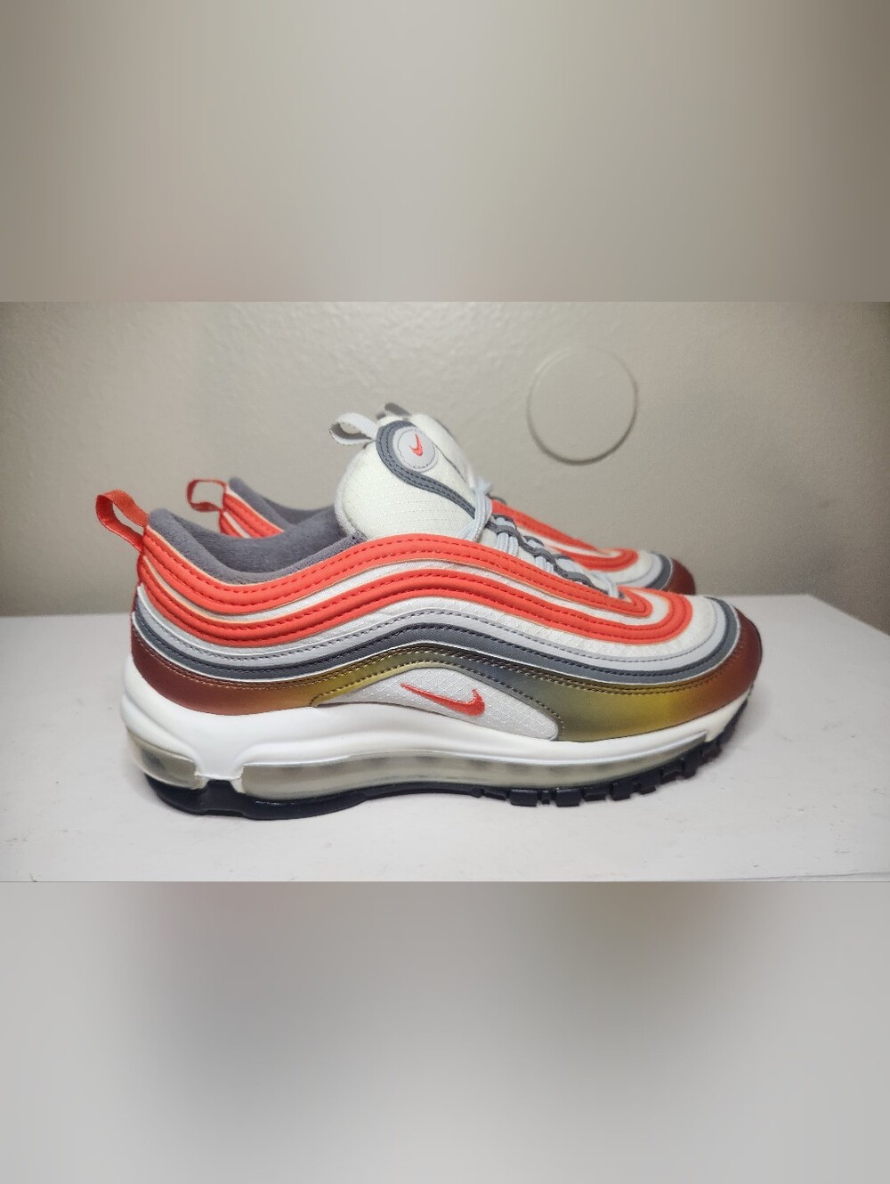 Nike Air Max 97 6Y EU 38.5 White Orange Gray Gold Low Top CT9637-900